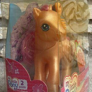 NIB 2003 Hasbro My Little Pony SPARKLEWORKS w/ Special Charm & Brush Vintage